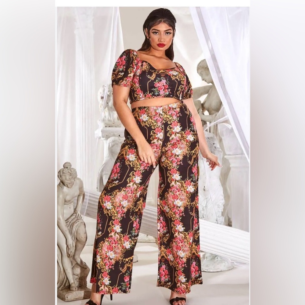 Pretty Little Thing Floral Print Wide Leg Set Size 14.